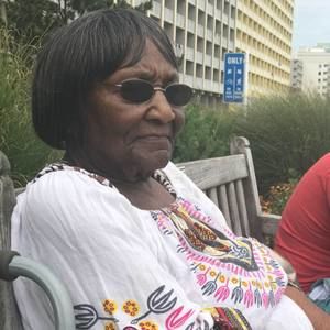 Meet your Posher, Bobbie